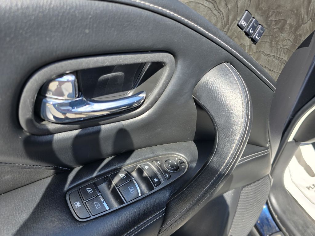 2021 INFINITI QX80 Image 20