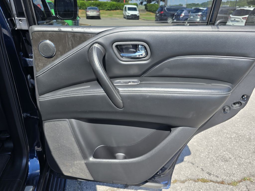 2021 INFINITI QX80 Image 27