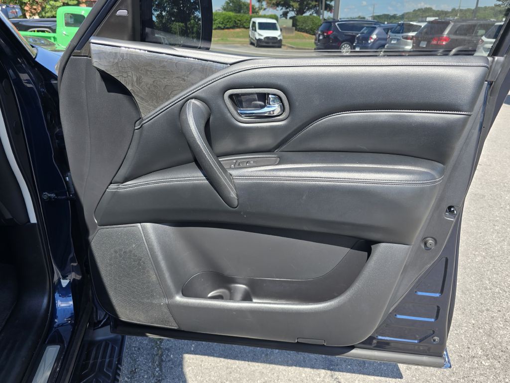 2021 INFINITI QX80 Image 31