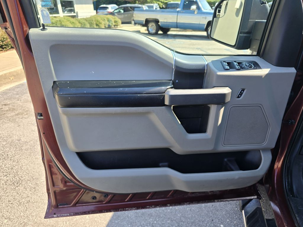 2016 Ford F-150 Image 18