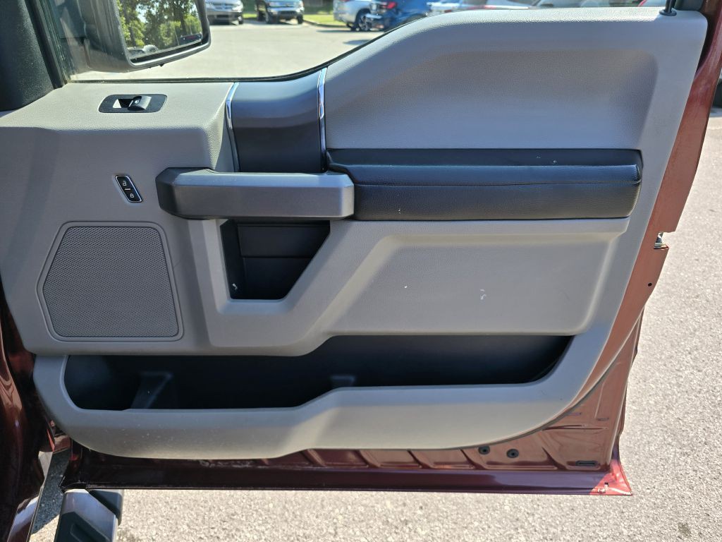 2016 Ford F-150 Image 28