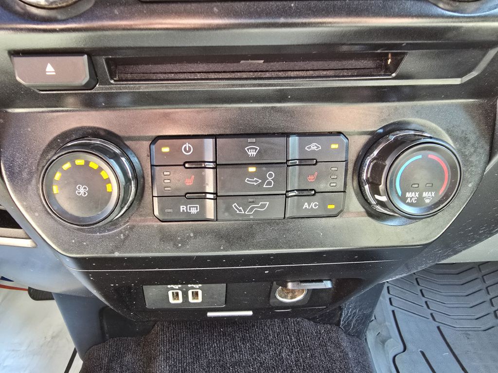 2016 Ford F-150 Image 38