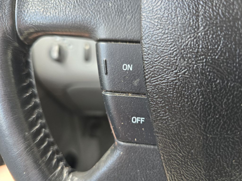 2004 Mazda B-Series Image 25