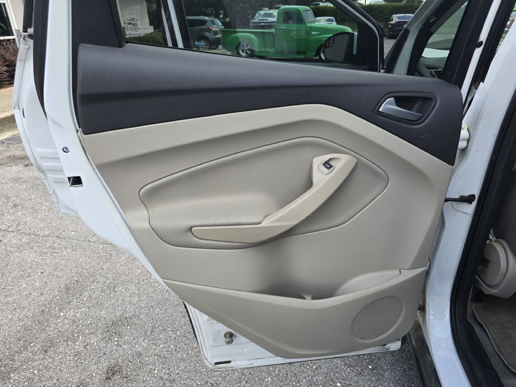2013 Ford Escape Image 20