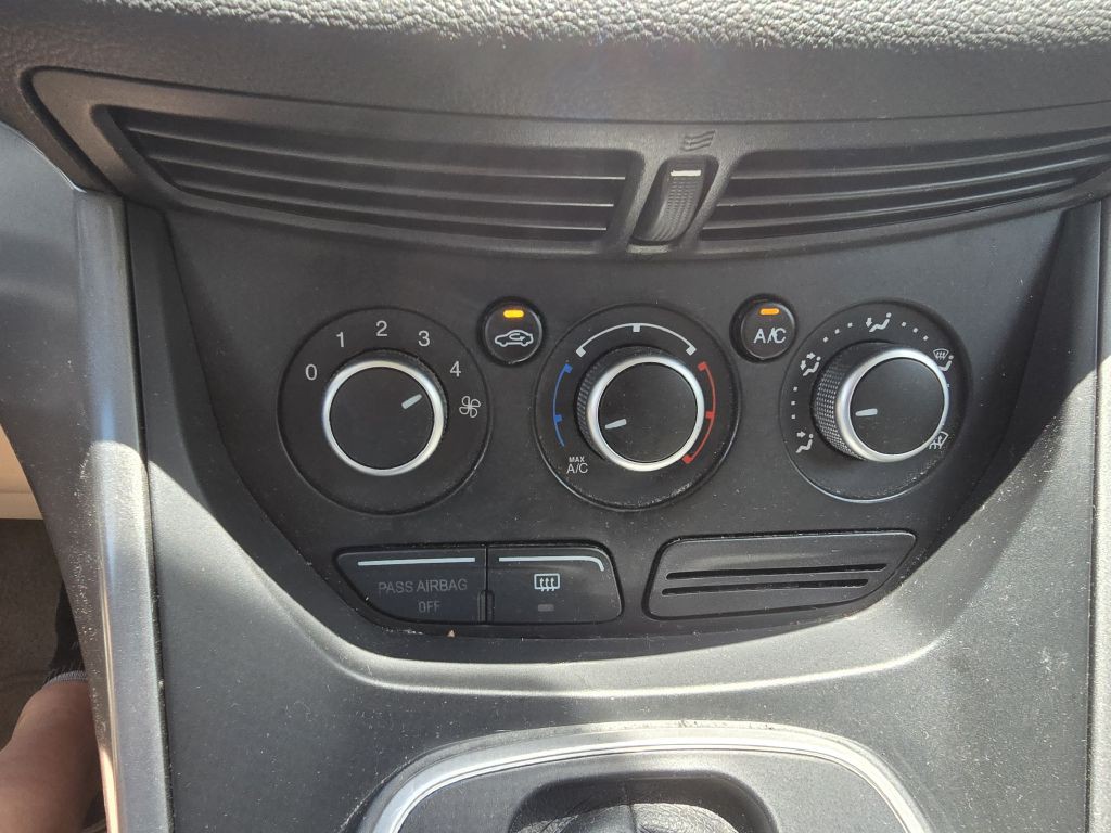 2013 Ford Escape Image 34