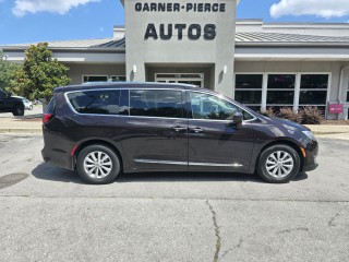 Image for 2018 Chrysler Pacifica Touring L ID: 6652518