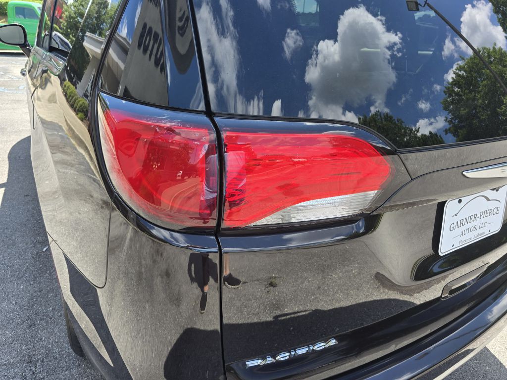 2018 Chrysler Pacifica Image 9