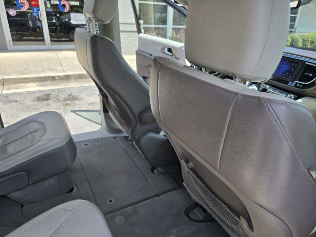 2018 Chrysler Pacifica Image 23