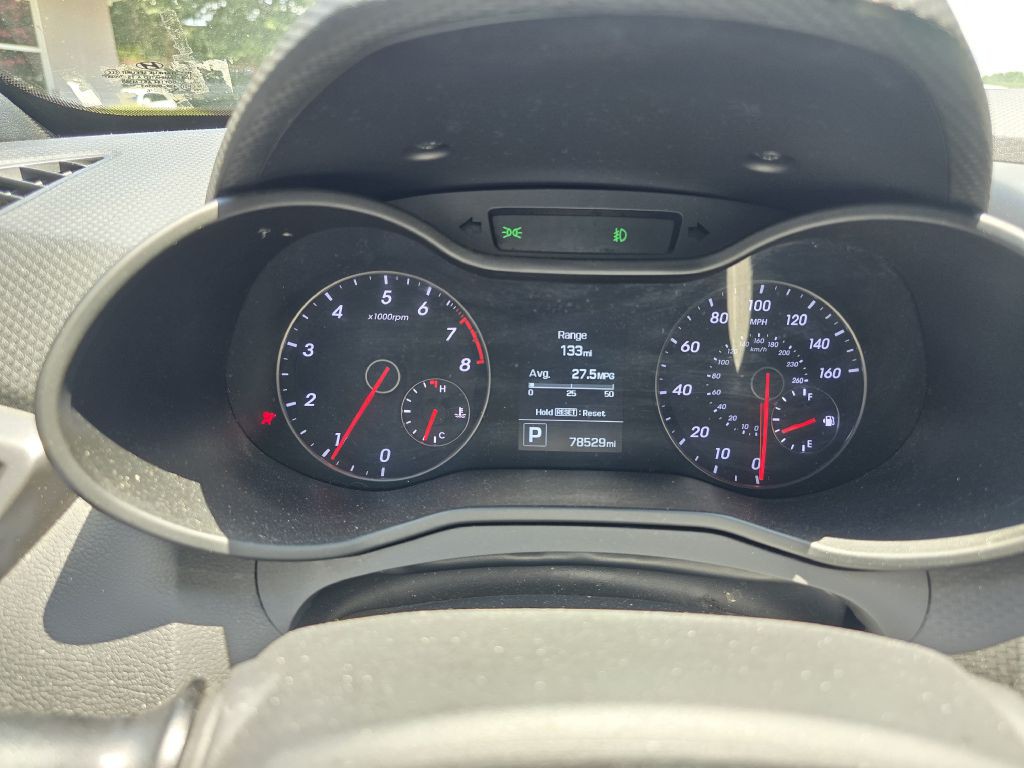 2016 Hyundai Veloster Image 27