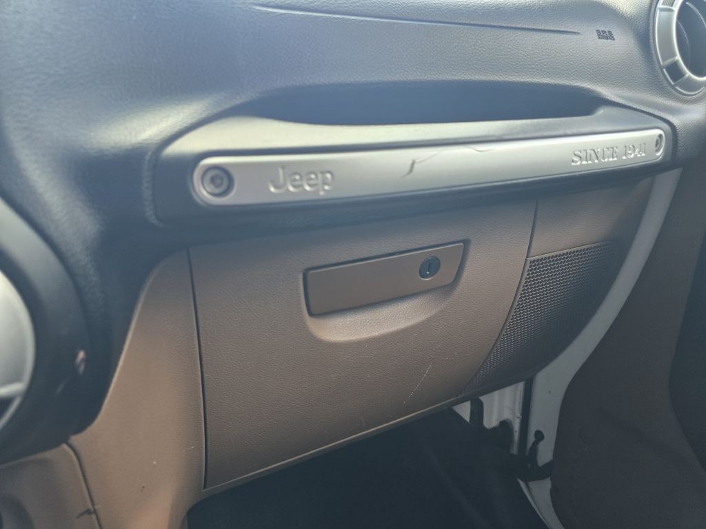 2014 Jeep Wrangler Unlimited Image 29