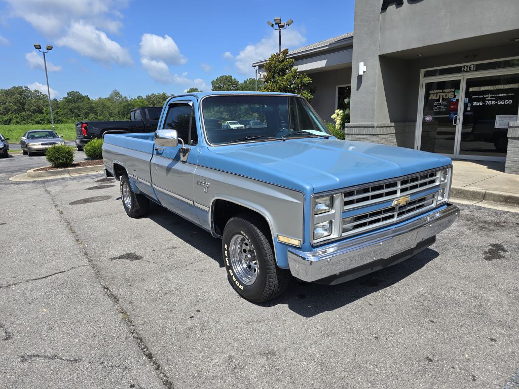 1985 Chevrolet C/K 10 Image 2