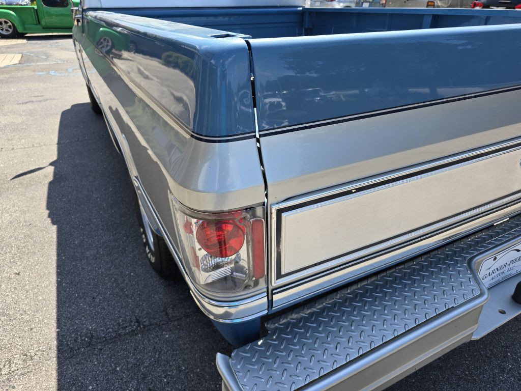 1985 Chevrolet C/K 10 Image 9