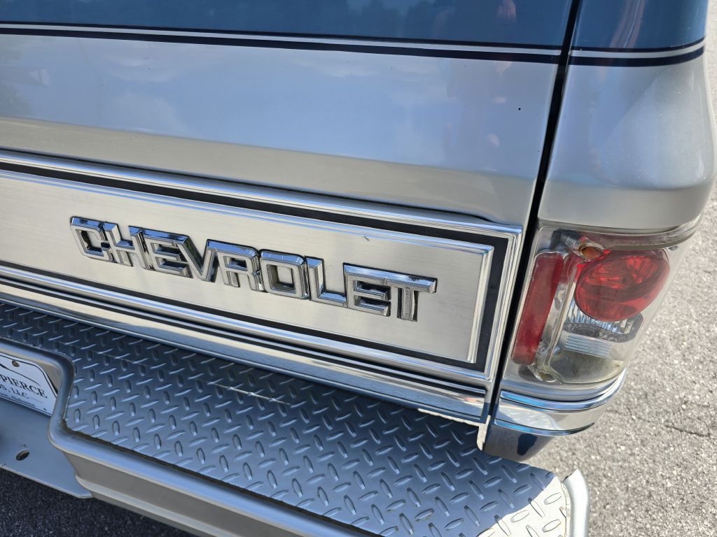 1985 Chevrolet C/K 10 Image 12