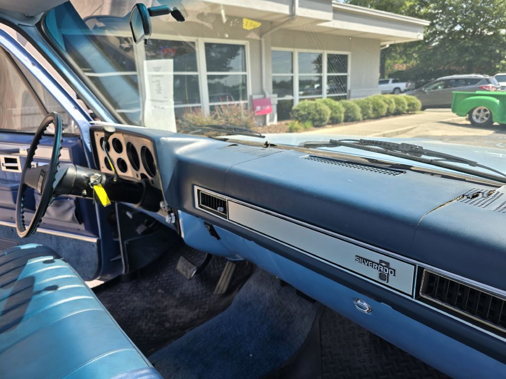 1985 Chevrolet C/K 10 Image 23