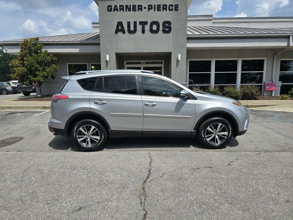 2018 Toyota Rav4 Image 1