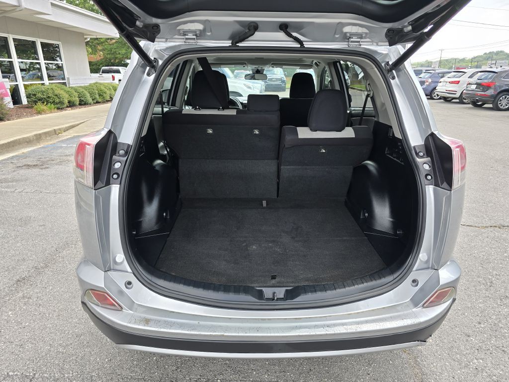 2018 Toyota Rav4 Image 11