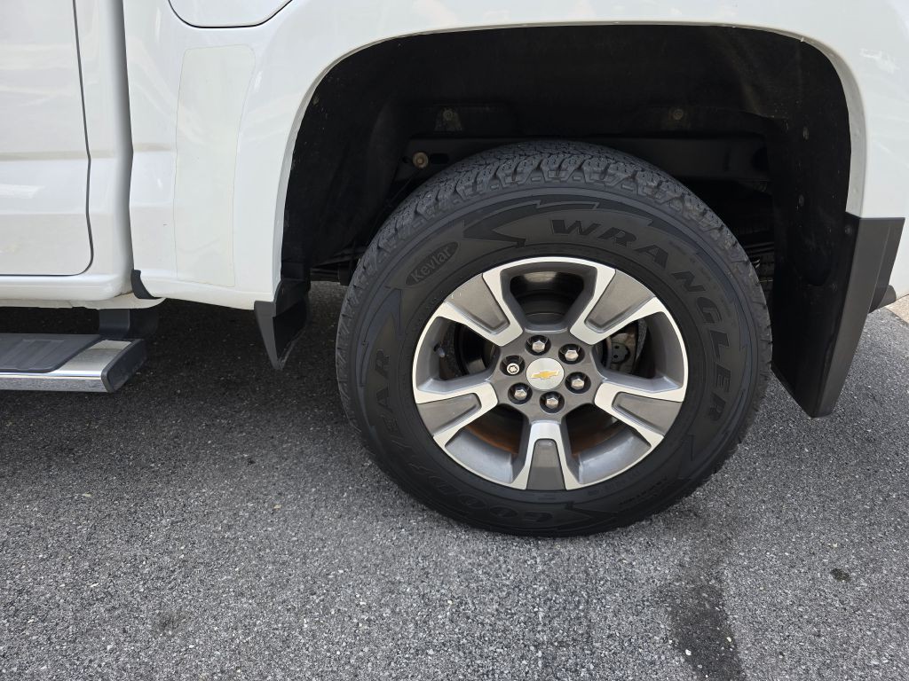 2019 Chevrolet Colorado Image 17
