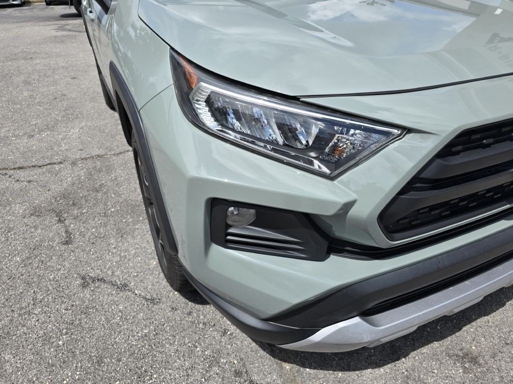2019 Toyota Rav4 Image 3
