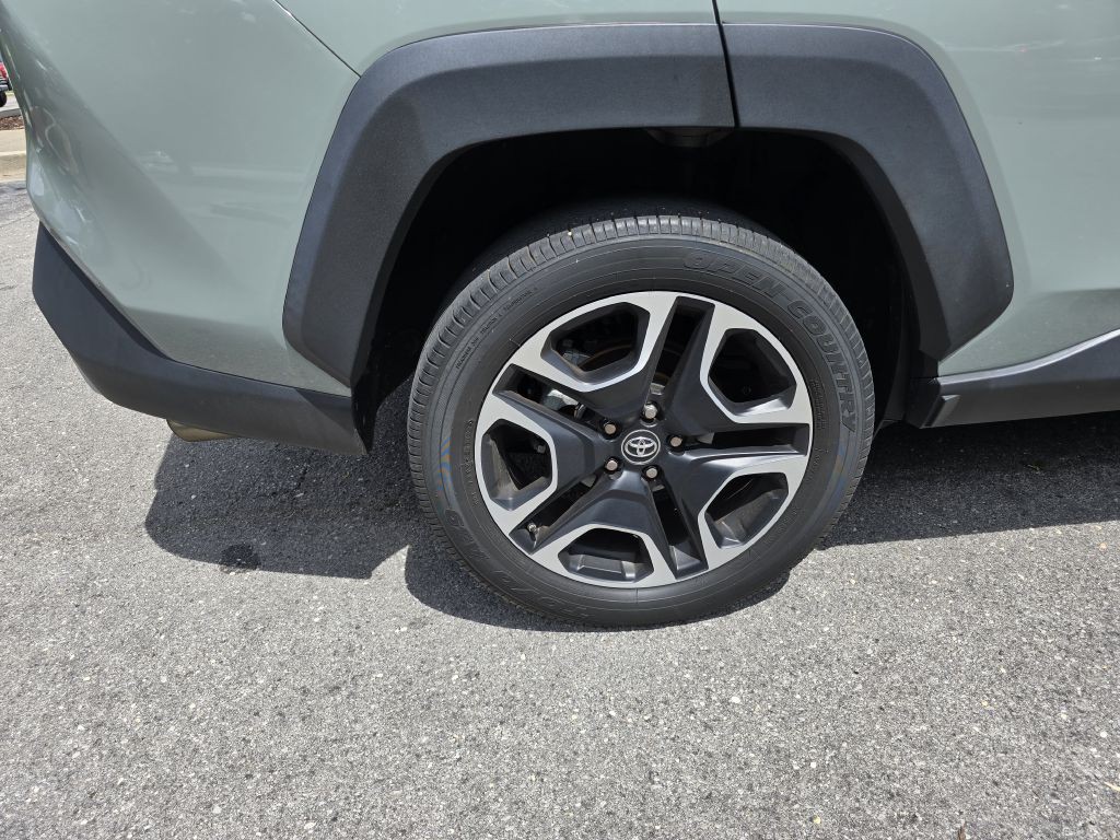 2019 Toyota Rav4 Image 14