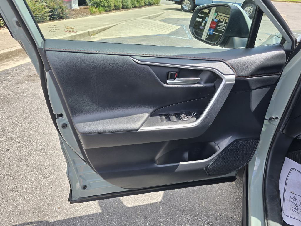2019 Toyota Rav4 Image 18