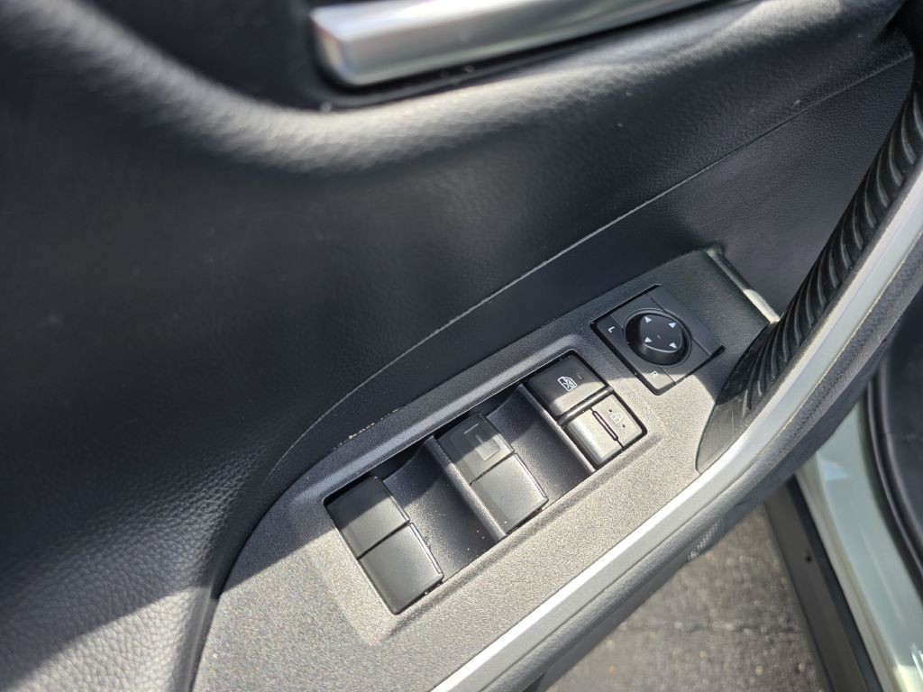 2019 Toyota Rav4 Image 22