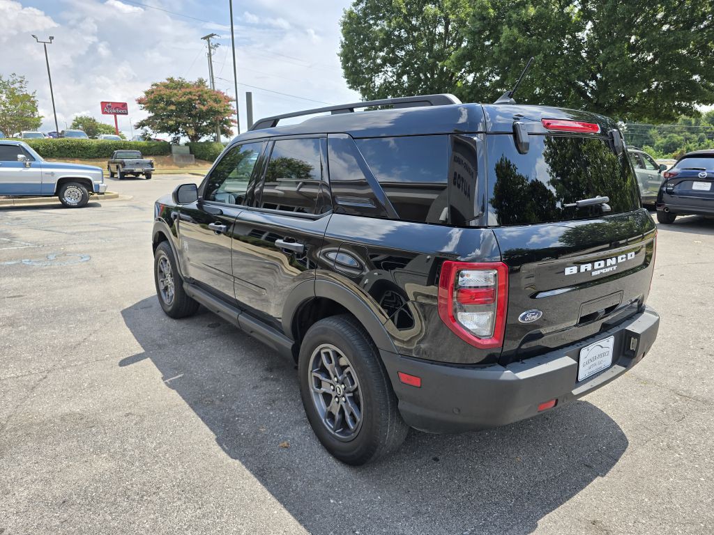 2022 Ford Bronco Image 8