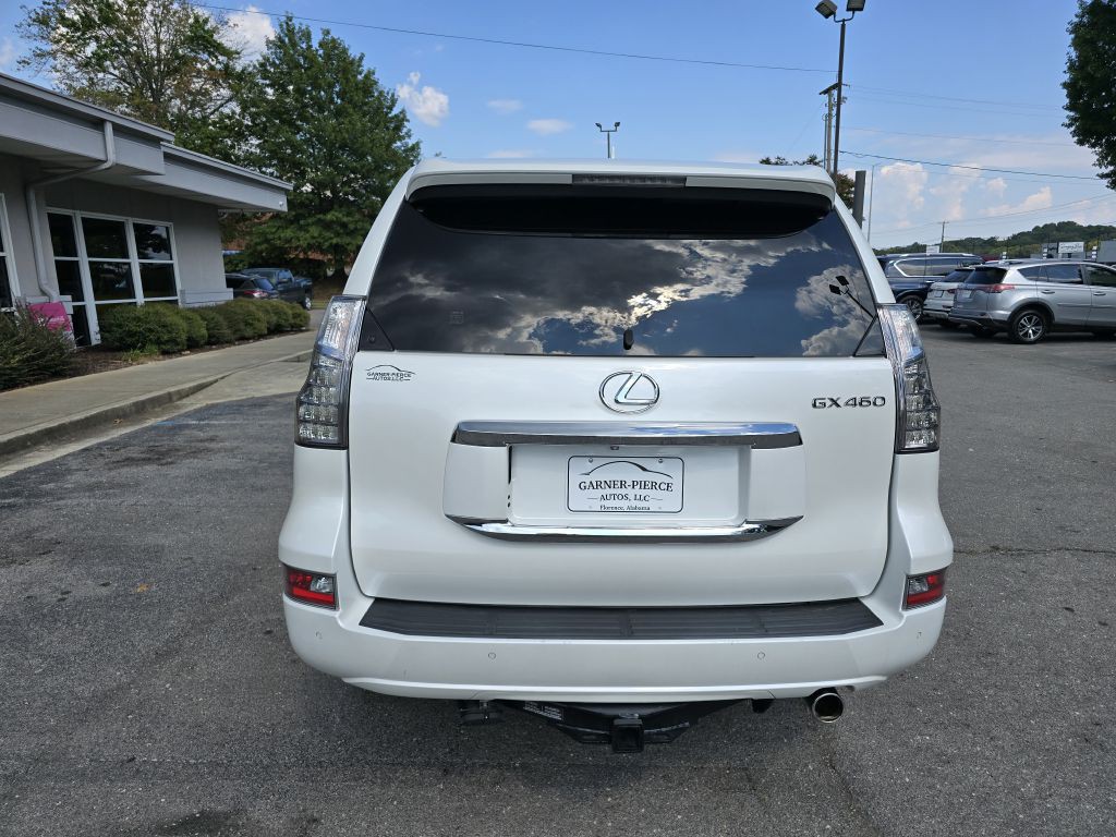 2019 Lexus GX Image 10