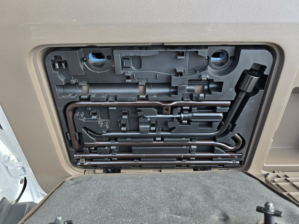 2019 Lexus GX Image 14