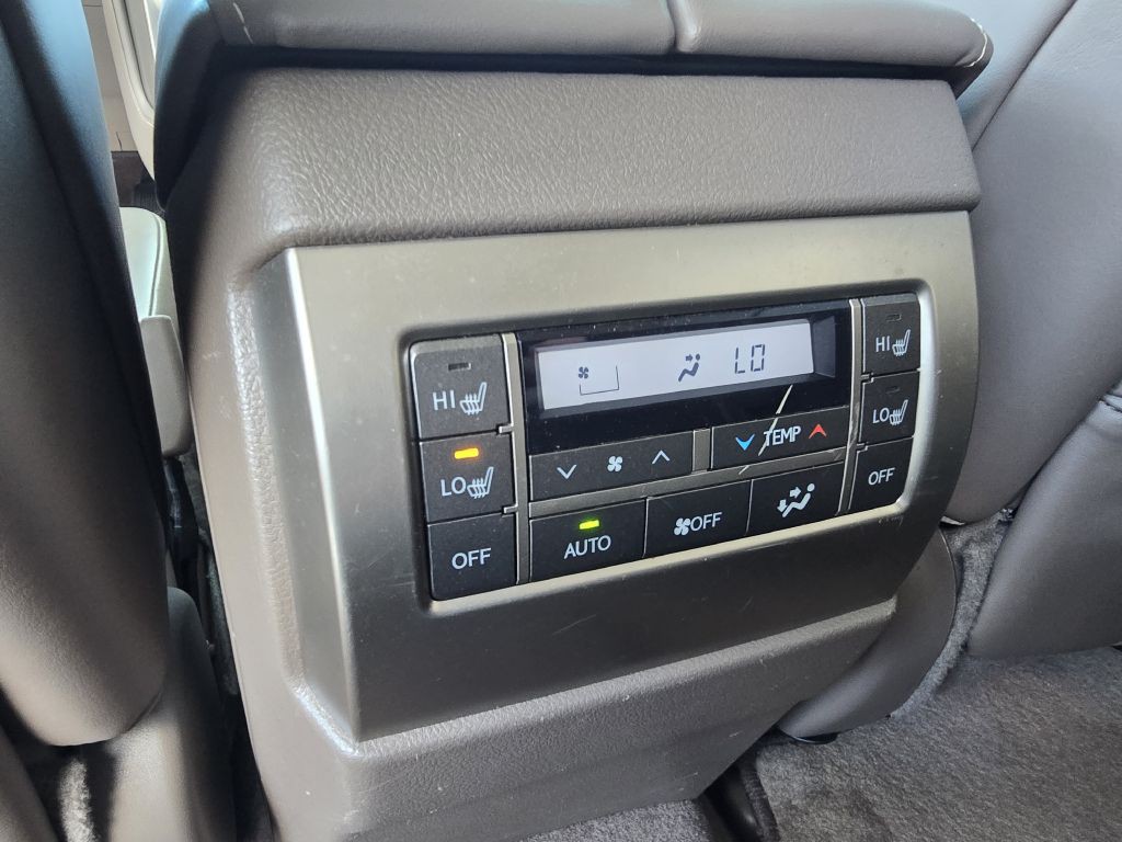 2019 Lexus GX Image 29
