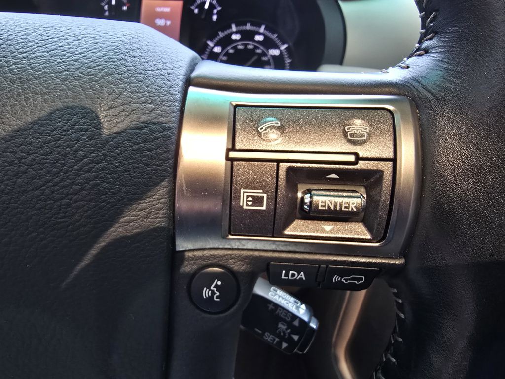 2019 Lexus GX Image 42