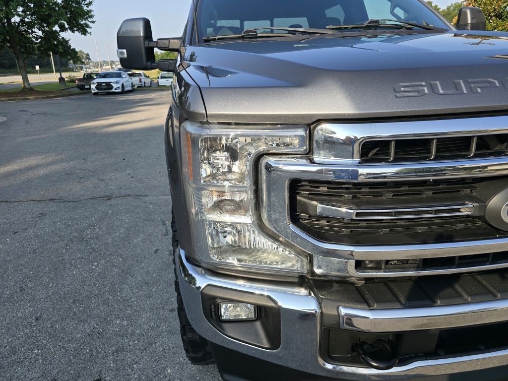 2022 Ford F-250 Image 4