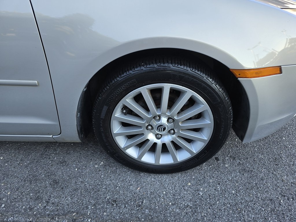 2009 Mercury Milan Image 14