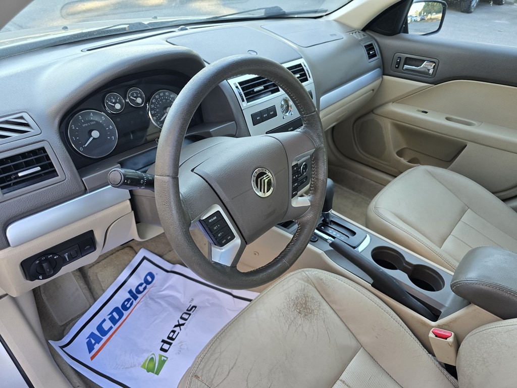 2009 Mercury Milan Image 18