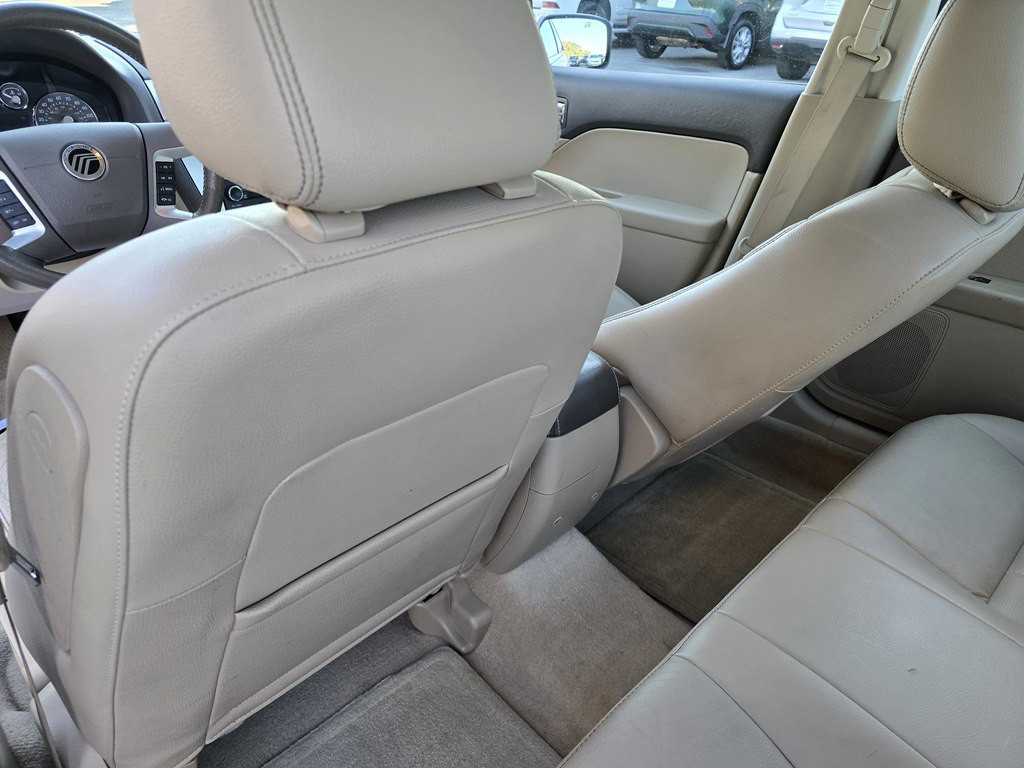 2009 Mercury Milan Image 21