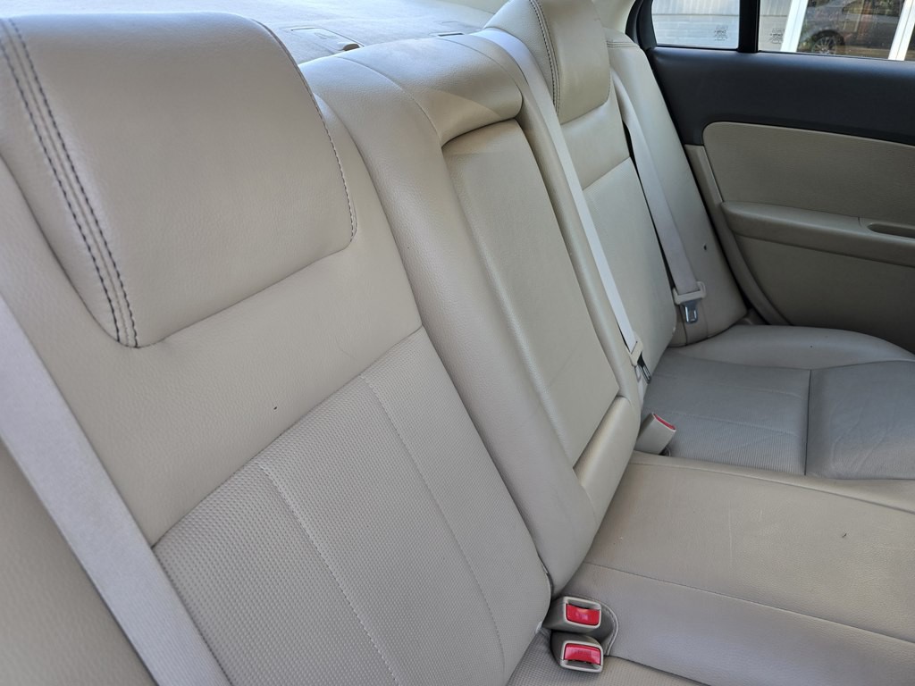 2009 Mercury Milan Image 25