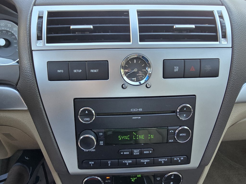 2009 Mercury Milan Image 31