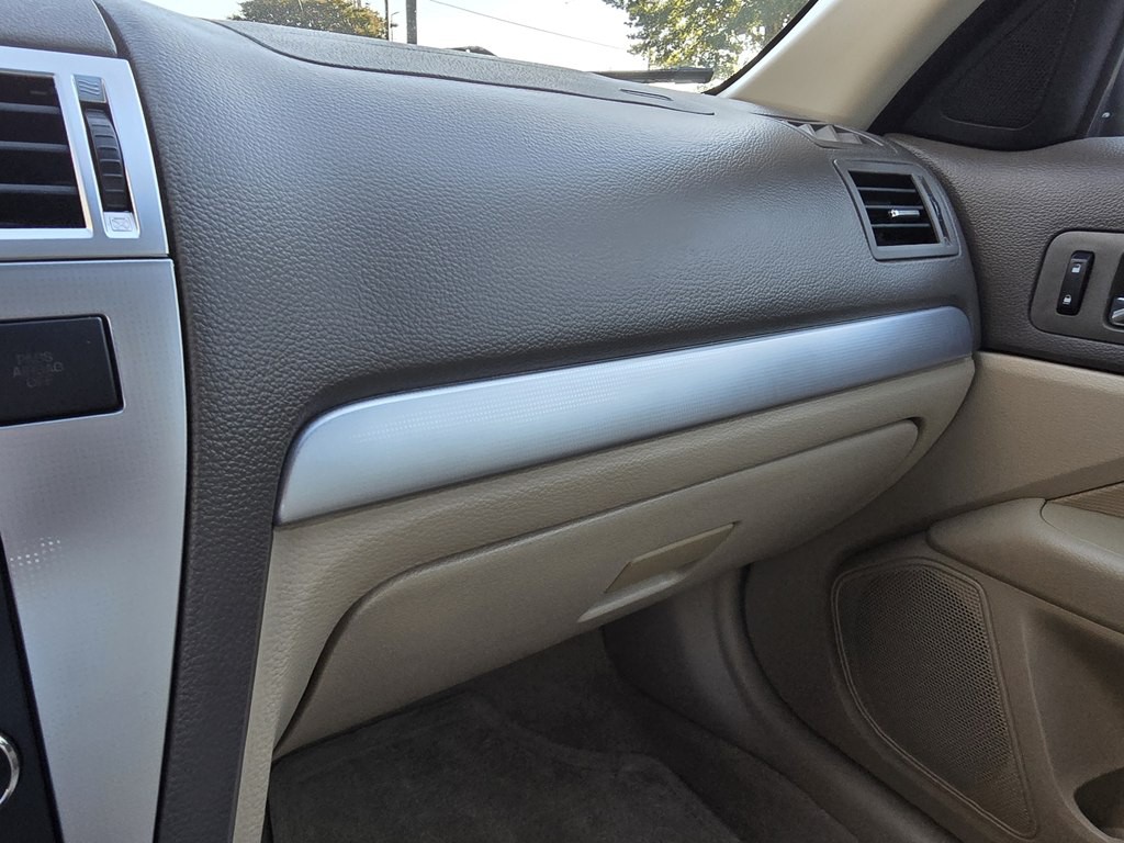 2009 Mercury Milan Image 33