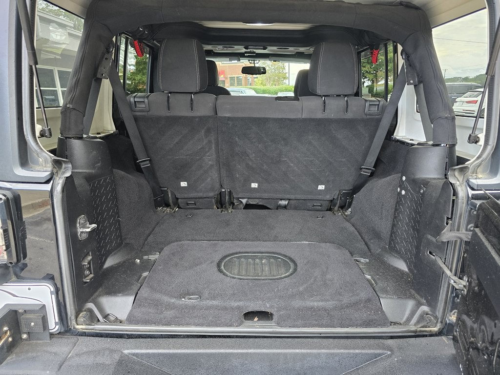 2015 Jeep Wrangler Unlimited Image 12
