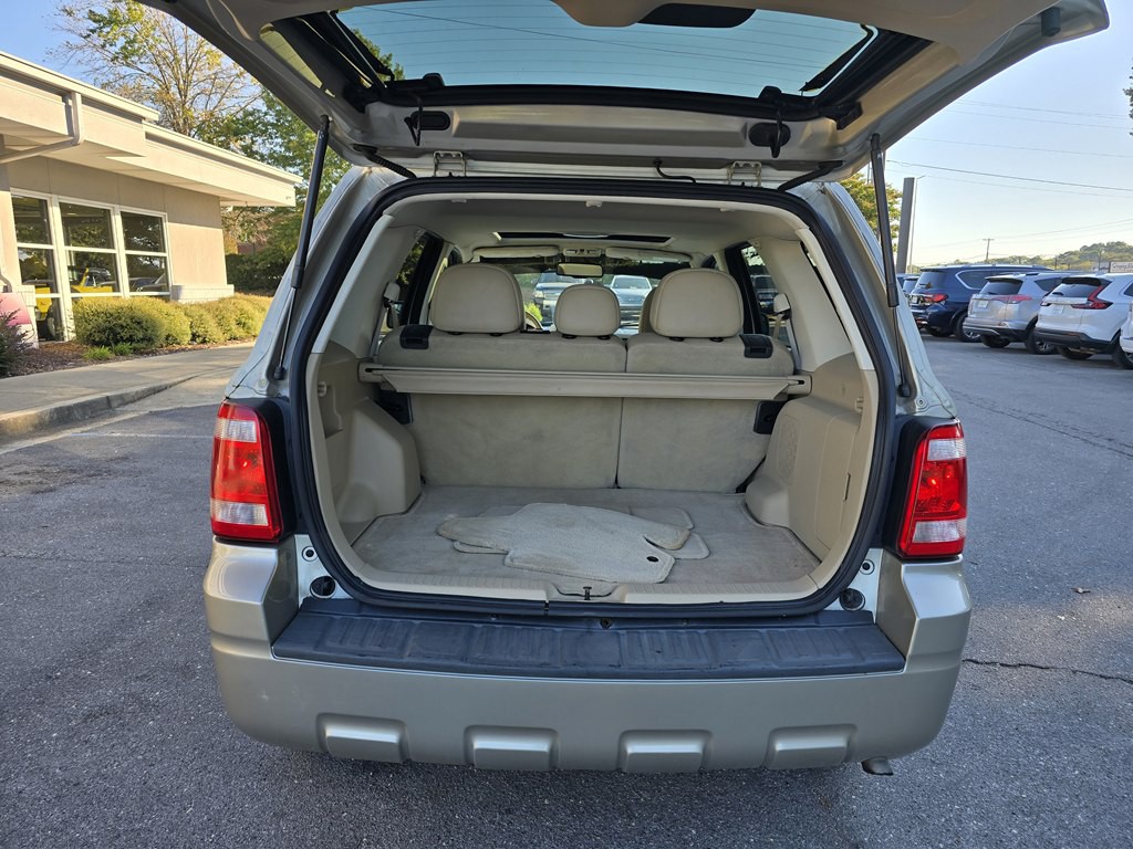 2010 Ford Escape Image 11