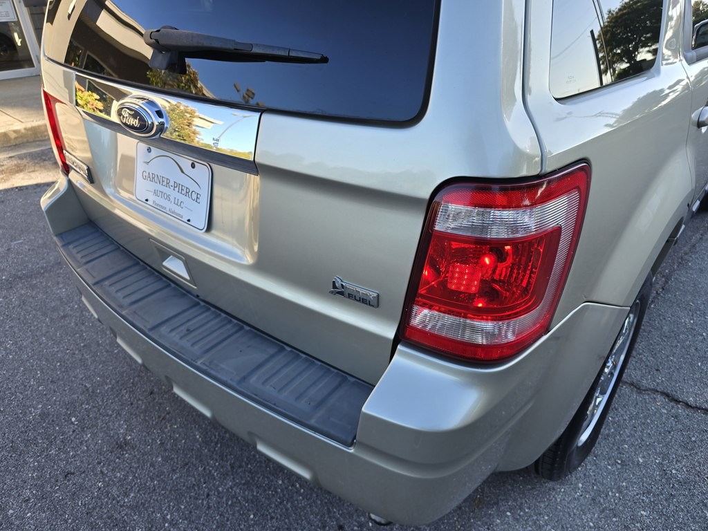 2010 Ford Escape Image 12