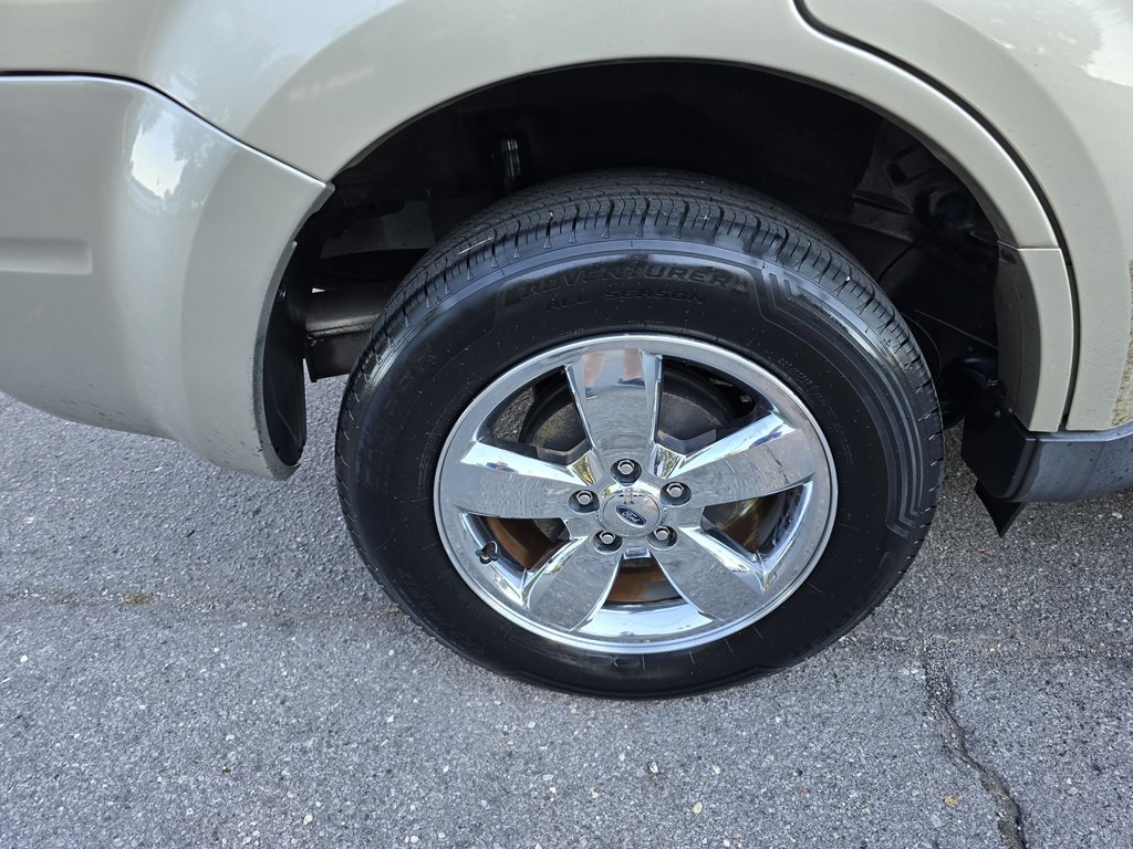 2010 Ford Escape Image 14