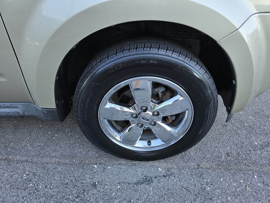 2010 Ford Escape Image 15