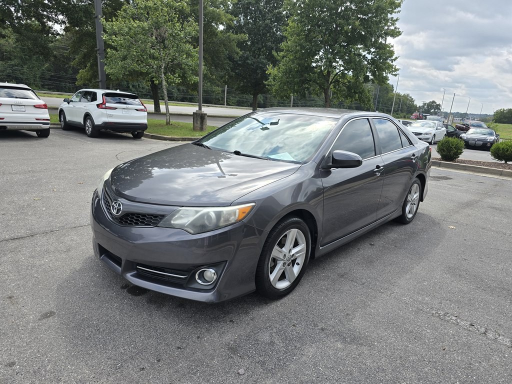 2014 Toyota Camry Image 6