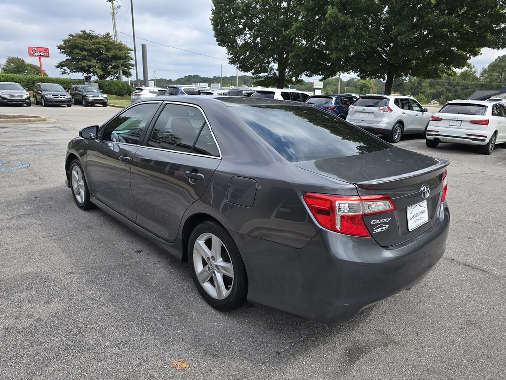 2014 Toyota Camry Image 8