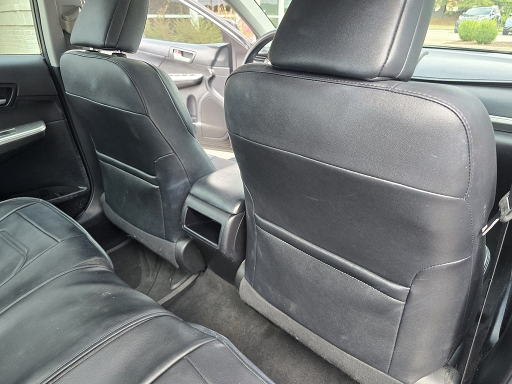 2014 Toyota Camry Image 24