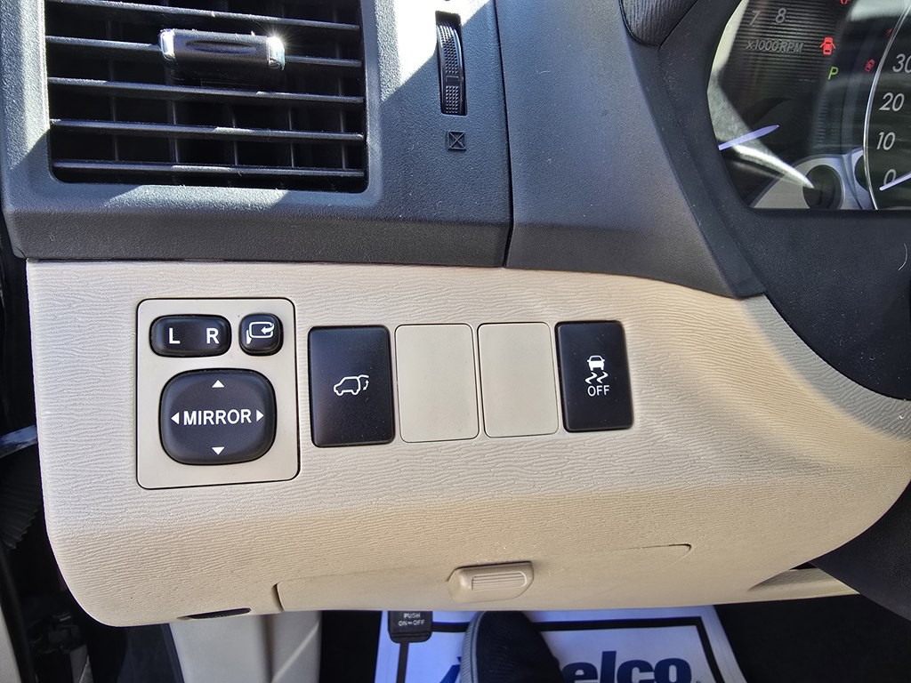 2015 Toyota Venza Image 32
