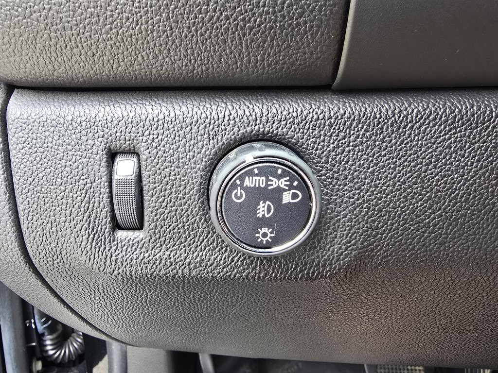 2017 GMC Canyon Image 32