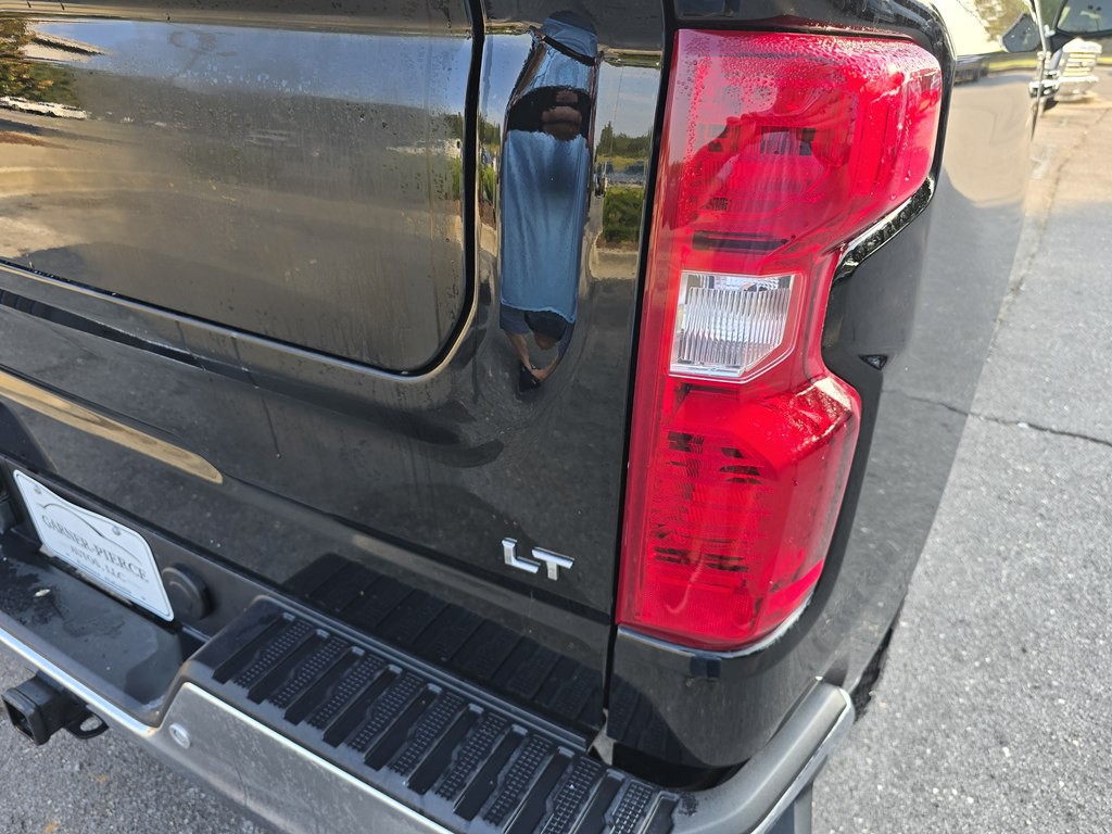 2025 Chevrolet Silverado 1500 Image 15