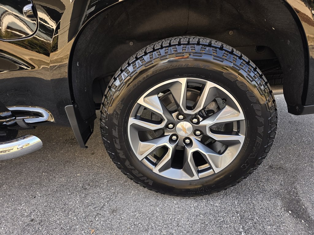 2025 Chevrolet Silverado 1500 Image 21