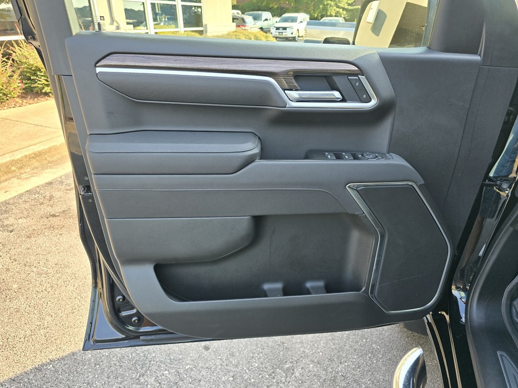 2025 Chevrolet Silverado 1500 Image 22